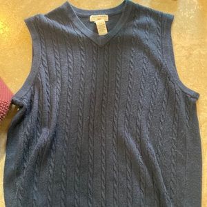 Women’s small sweater vest